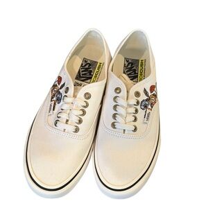 VANS AUTHENTIC- Embroidered